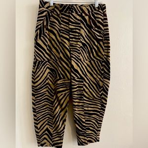Banana Republic Size 6 Zebra pant